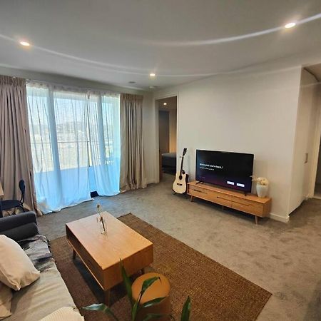 Lakeside Apartment, Walking Distance To Foreshore Kingston エクステリア 写真